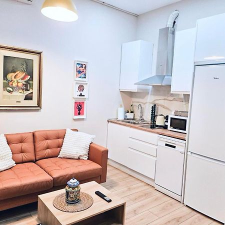 Acogedor Apartamento En Atocha By Bebalmy Madrid Dış mekan fotoğraf