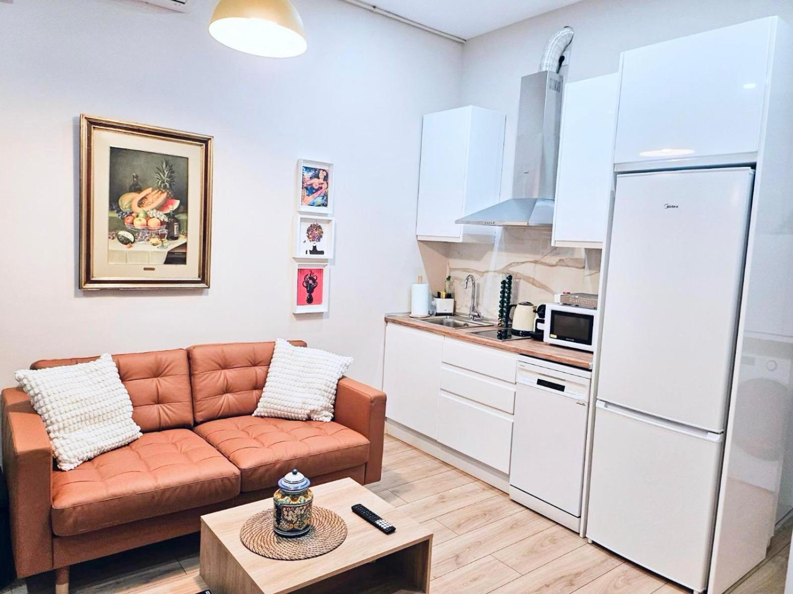 Acogedor Apartamento En Atocha By Bebalmy Madrid Dış mekan fotoğraf